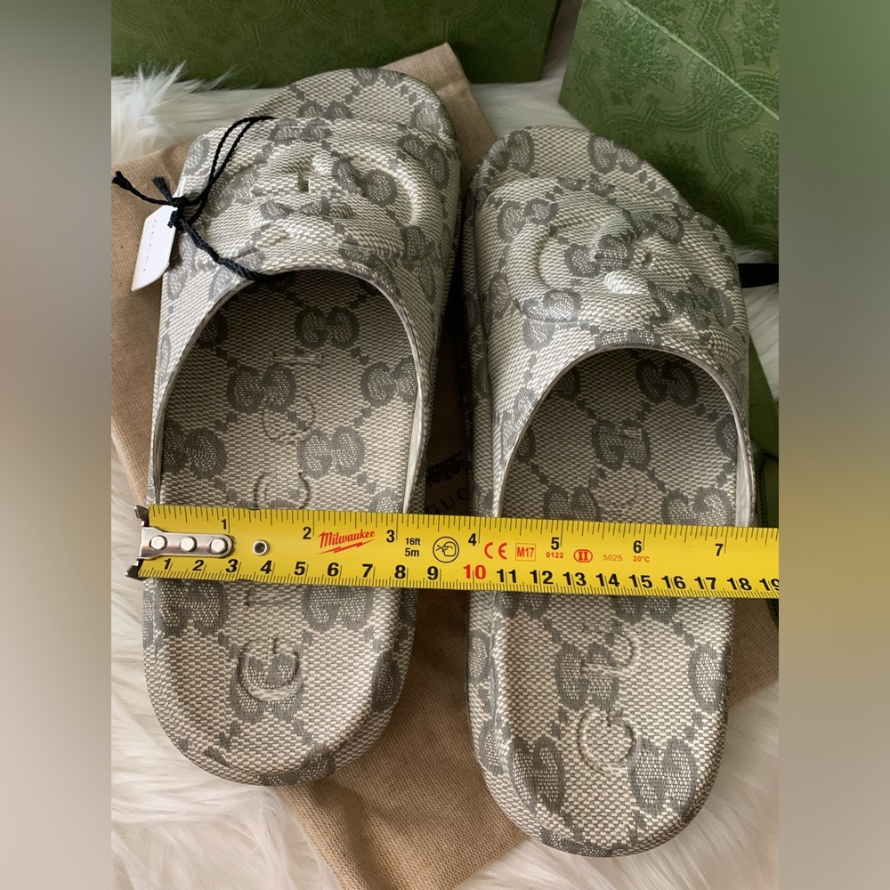 Sold❌🟤BNIB GUCCI Monogram Slides🟤🟤 - Picture 12 of 15